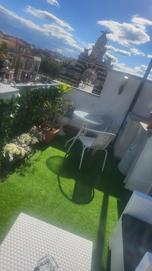 Апартаменти Chalaro' Apartament Катанія Екстер'єр фото